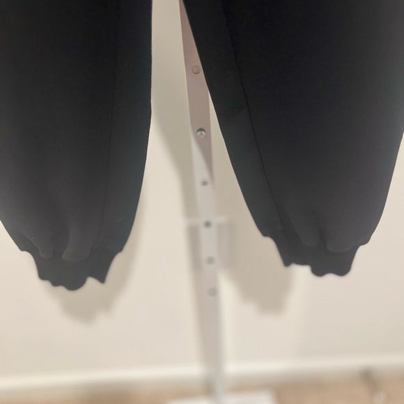 Wilfred Joggers Women's Size XSmall Black Pants Elastic Waist Pants - Picture 5 of 5